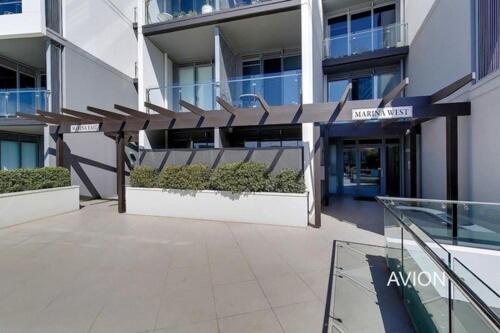 Marina View Apartment On The Maribyrnong River, Melbourne Eksteriør billede