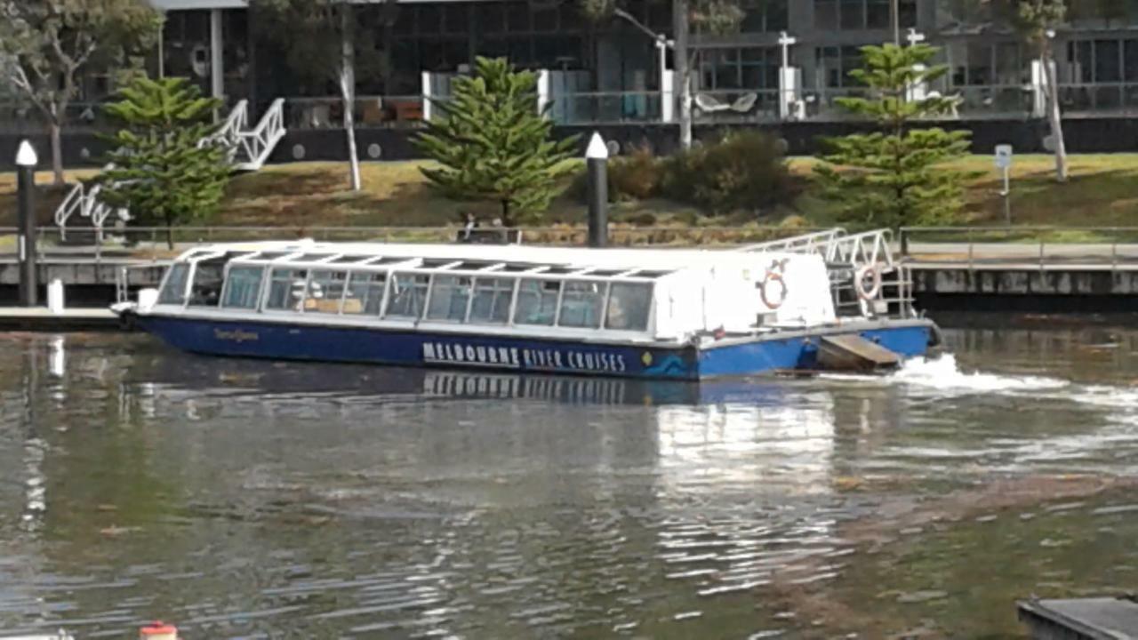 Marina View Apartment On The Maribyrnong River, Melbourne Eksteriør billede